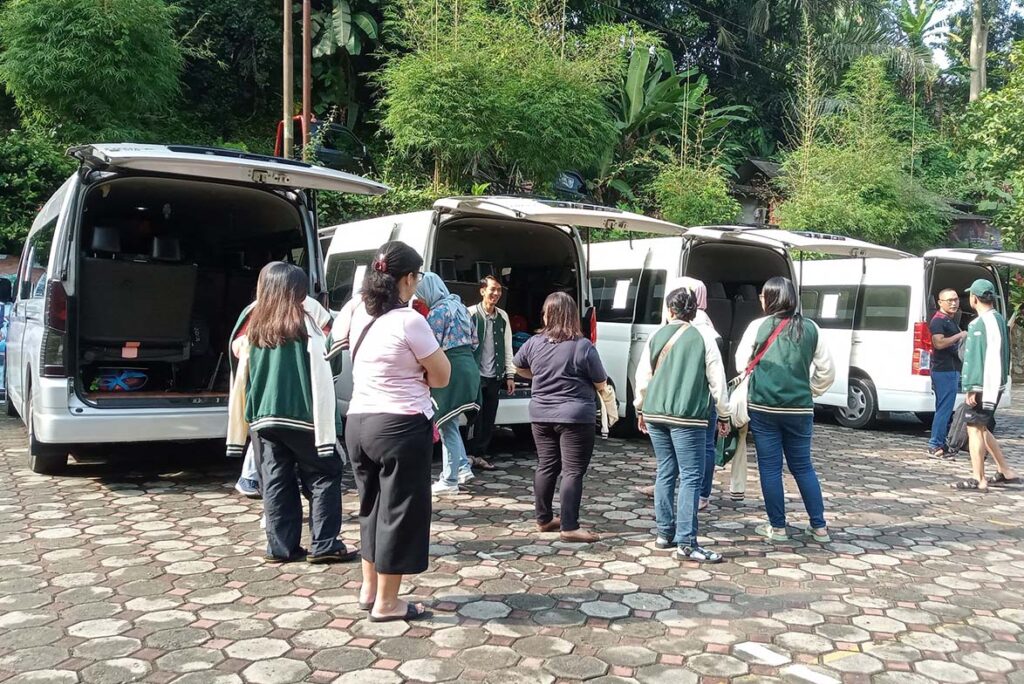 Rental Mobil Cigombong Lido