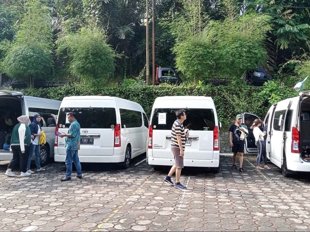 rental mobil cibuluh
