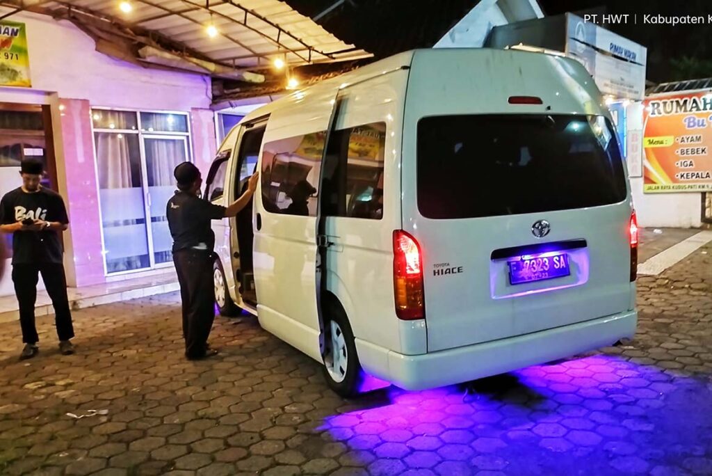 Sewa Hiace Bojong Pondok
