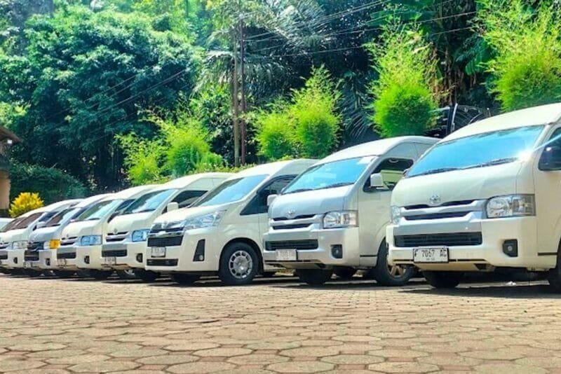Sewa Hiace Di Perwira