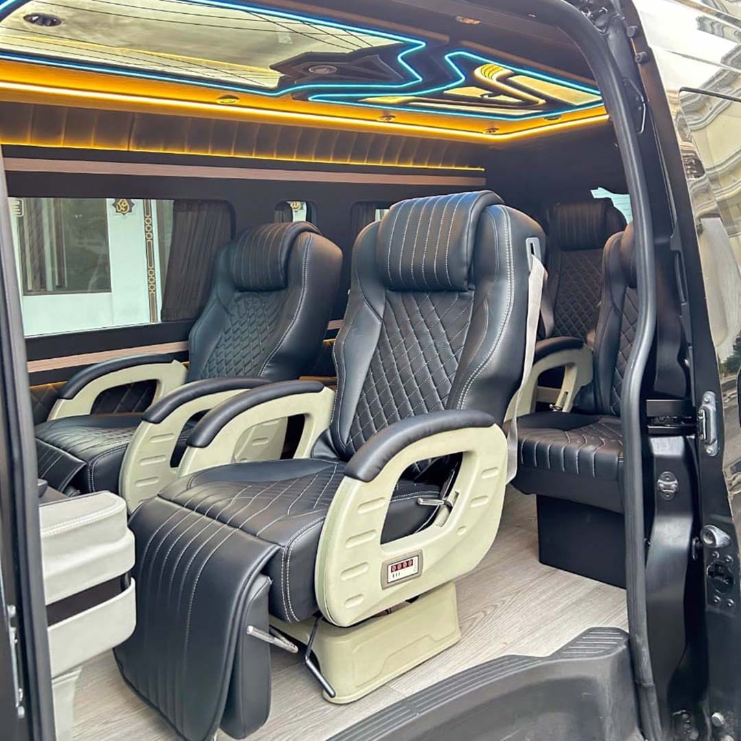 Sewa Hiace Luxury Terdekat