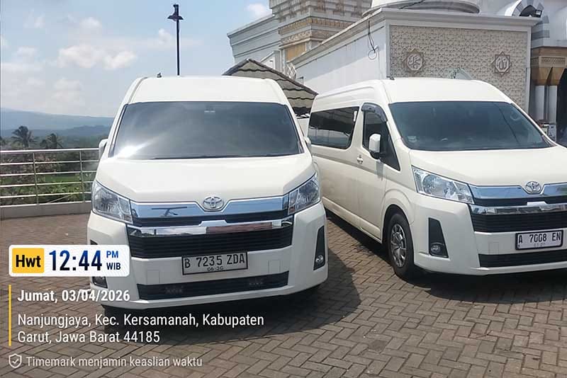 Sewa Mobil Hiace Jatinegara