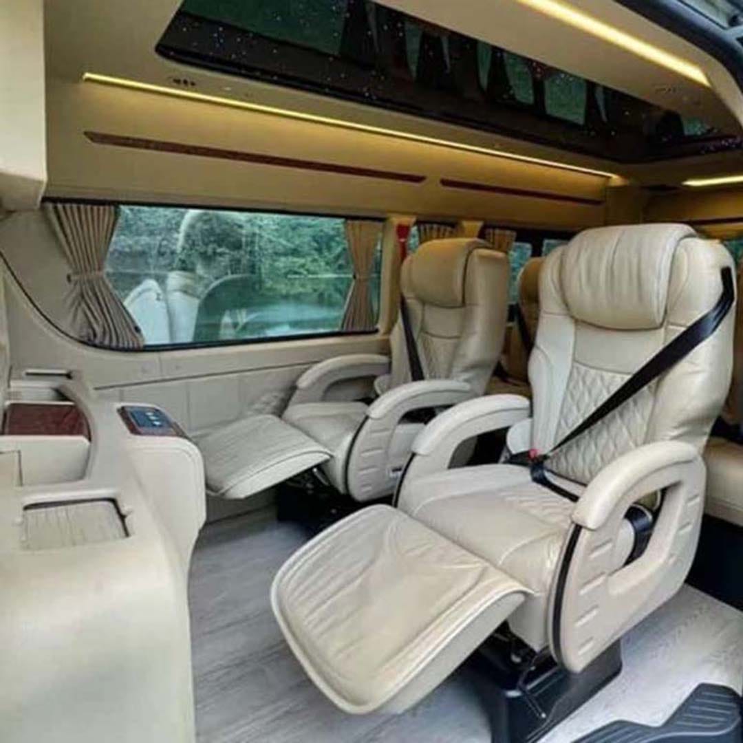 Sewa Hiace Luxury Jakarta