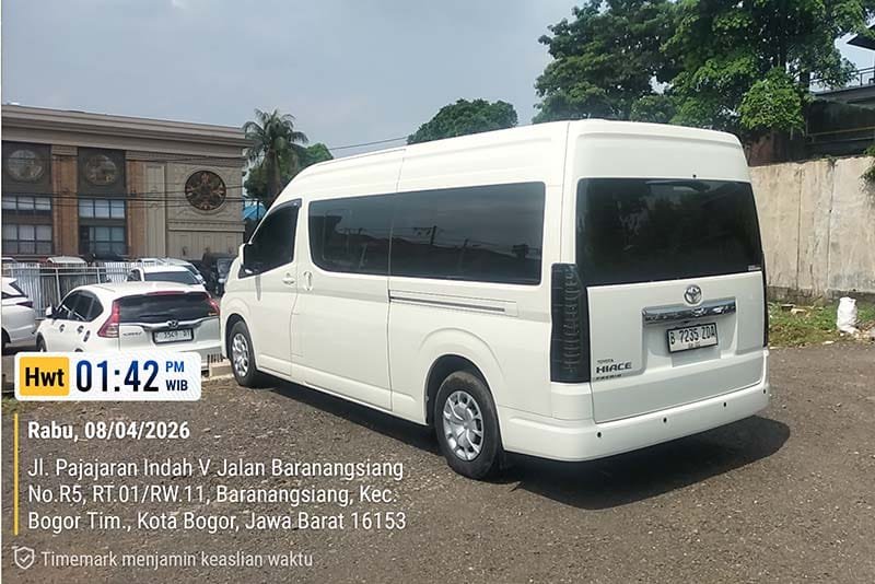 Sewa Mobil Hiace Pabaton