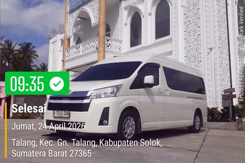 Sewa Toyota Hiace Serpong
