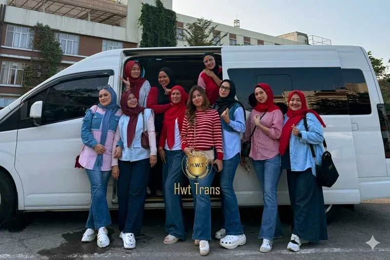 Sewa hiace murah cimanggis depok dari PT Hiace Wisata Trans telah mendapatkan reputasi baik sebagai penyedia jasa rental mobil pariwisata murah di depok yang terpercaya dan juga sudah berpengalaman sejak tahun 2021